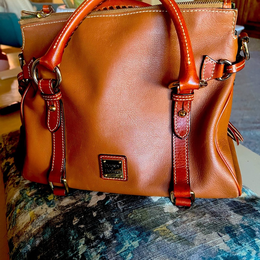 Dooney & Bourke Florentine satchel medium